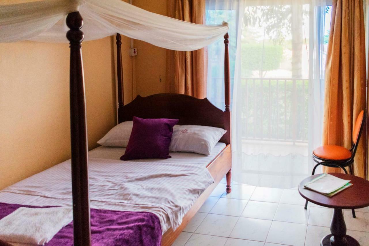 Rwenzori International Hotel Kasese Exterior foto