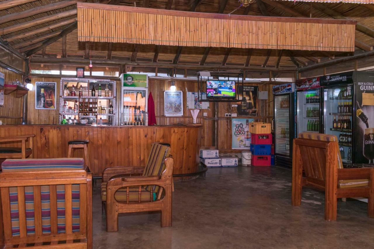 Rwenzori International Hotel Kasese Exterior foto