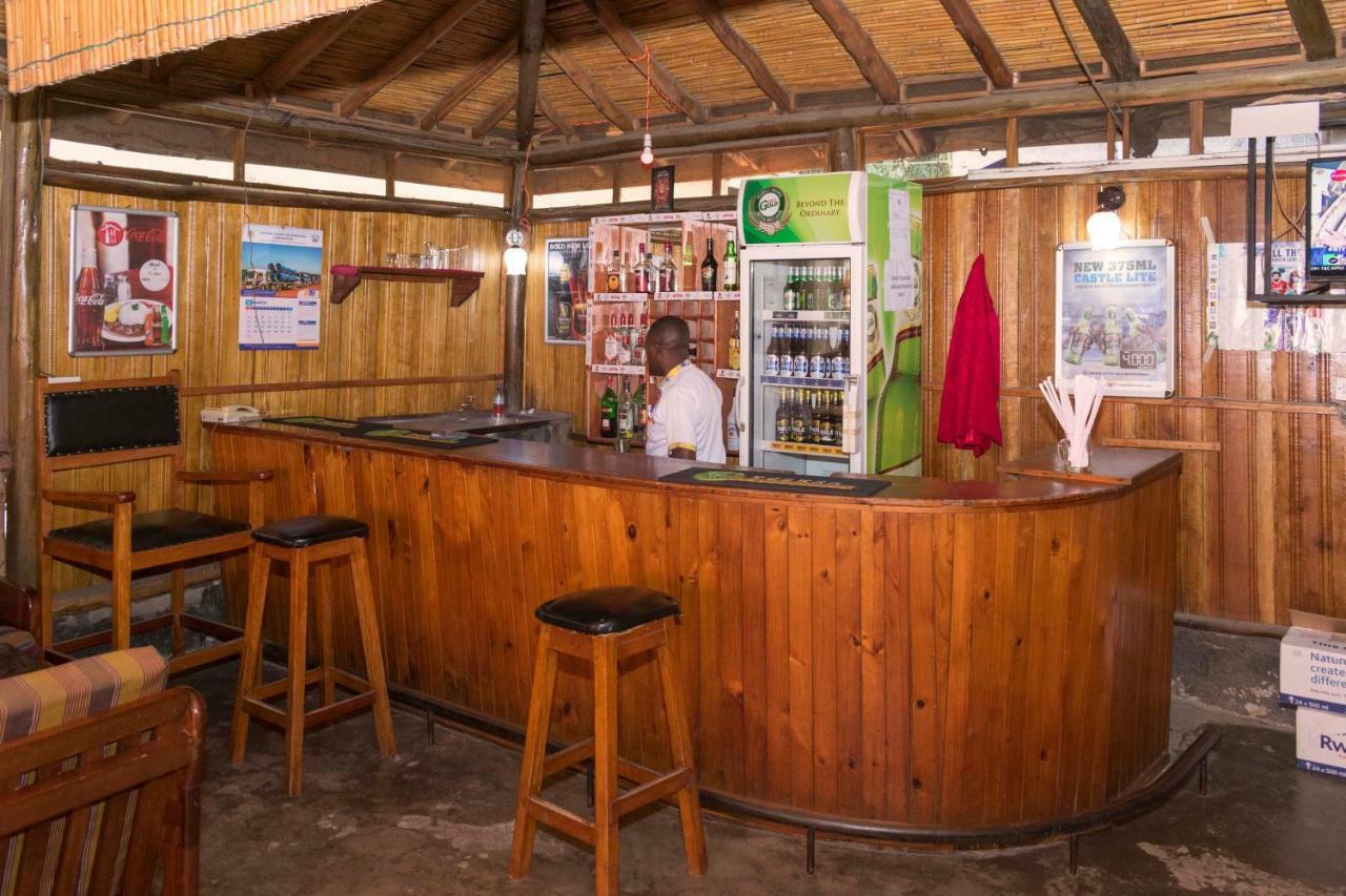 Rwenzori International Hotel Kasese Exterior foto
