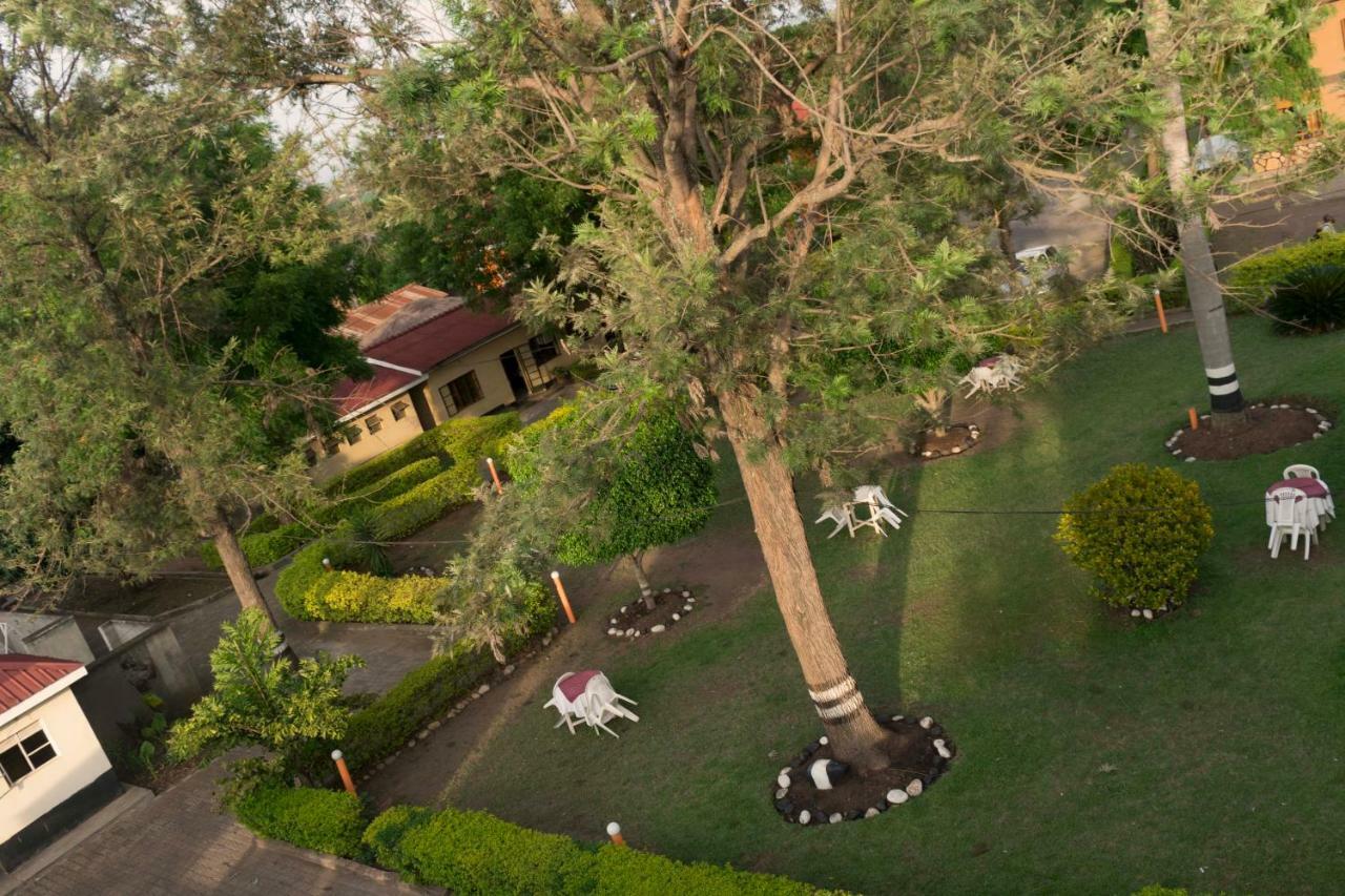 Rwenzori International Hotel Kasese Exterior foto