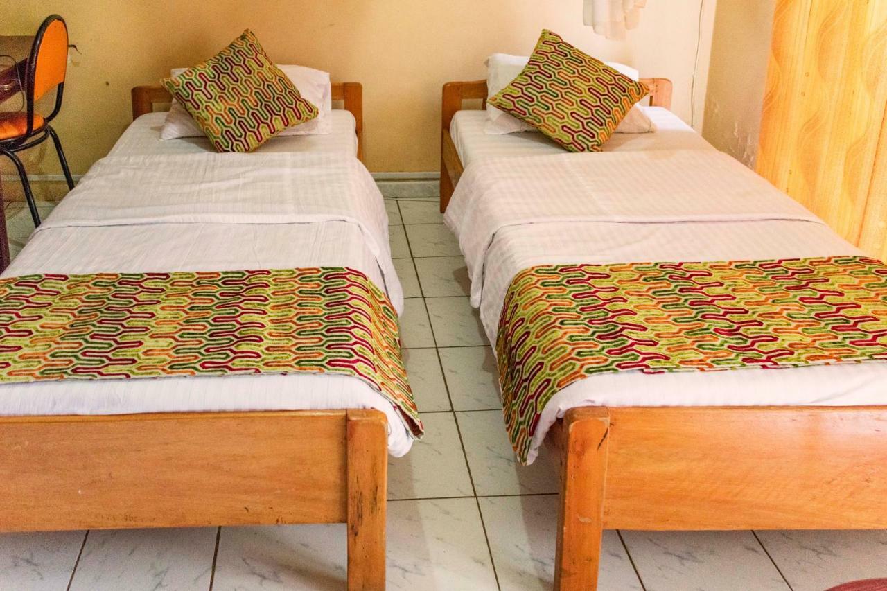 Rwenzori International Hotel Kasese Exterior foto
